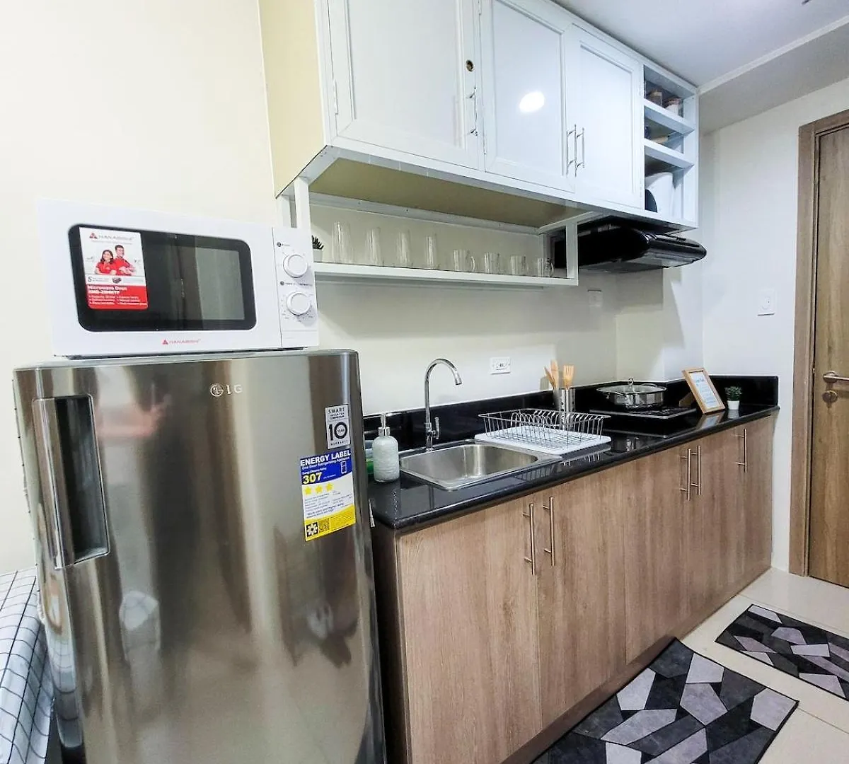 Apartment An-Dy'S Point, Field Residences Manila